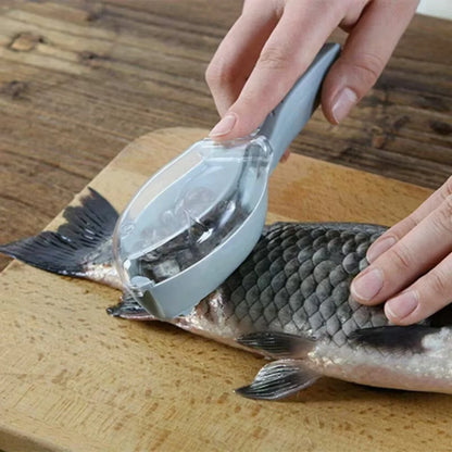 Fish Cleaner Scraper/De-Scaler with Scale Collector